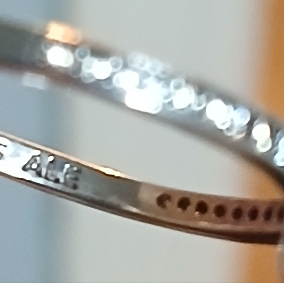 Pandora Sparkling Teardrop Halo Ring - Picture 3 of 3